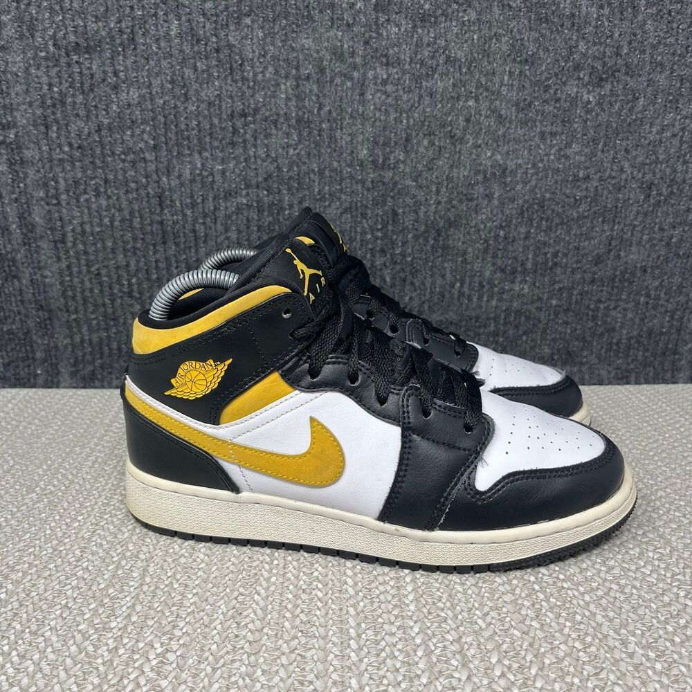 Nike Air Jordan 1 Mid White Pollen Yellow Shoes Women’s 7 5.5Y 554725-177